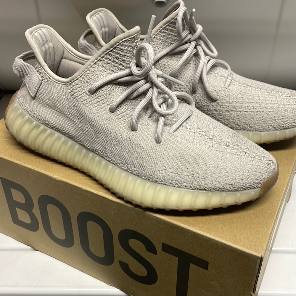 YEEZY 350 Sesame Sz9.5